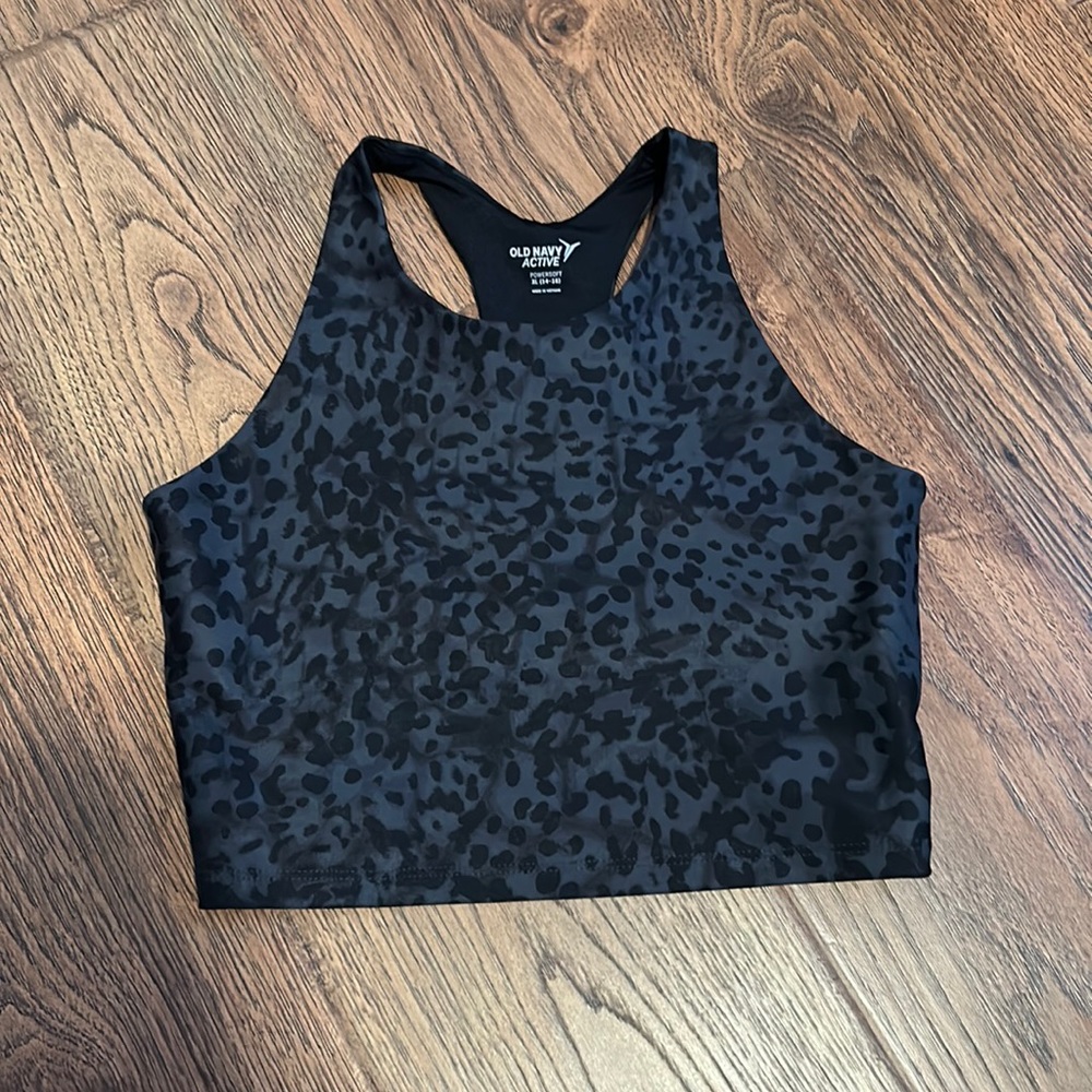 Old navy black and grey tank top size youth xl (14-16)